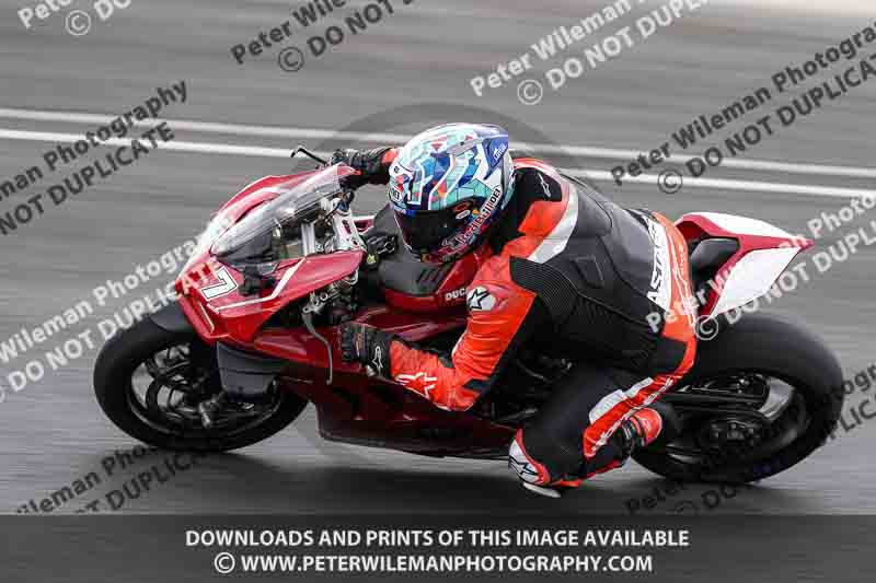 cadwell no limits trackday;cadwell park;cadwell park photographs;cadwell trackday photographs;enduro digital images;event digital images;eventdigitalimages;navarra;no limits trackdays;peter wileman photography;racing digital images;trackday digital images;trackday photos